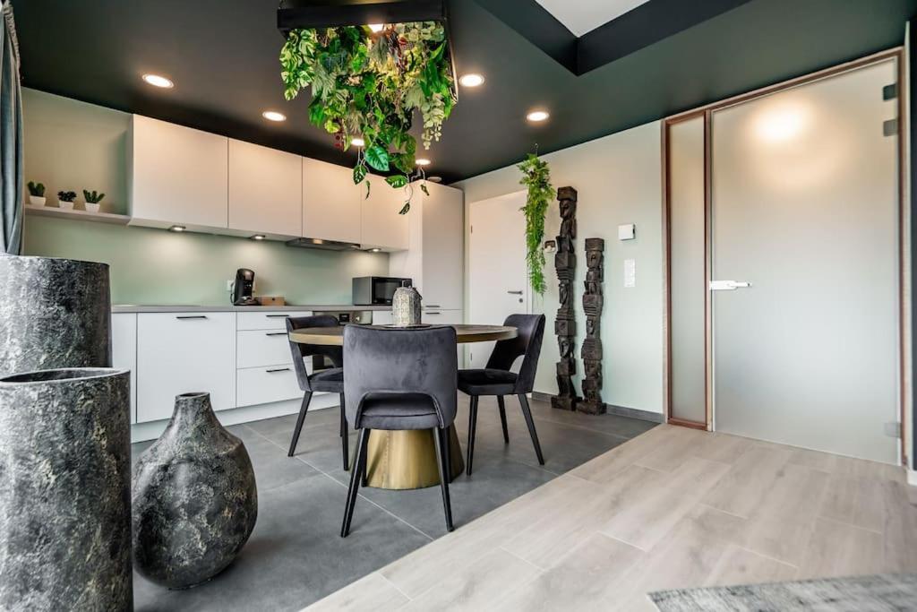 La Suite Ara, Avec Sauna Lüttich Exterior foto