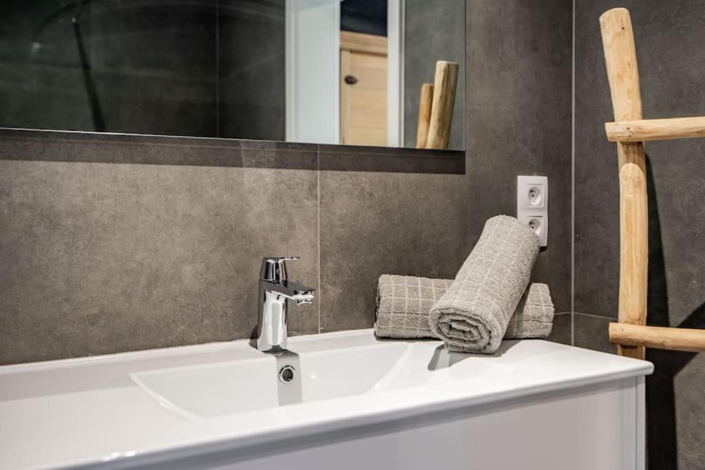 La Suite Ara, Avec Sauna Lüttich Exterior foto