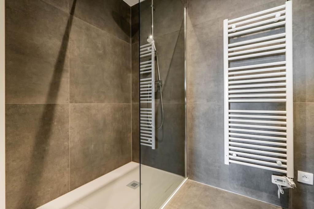 La Suite Ara, Avec Sauna Lüttich Exterior foto