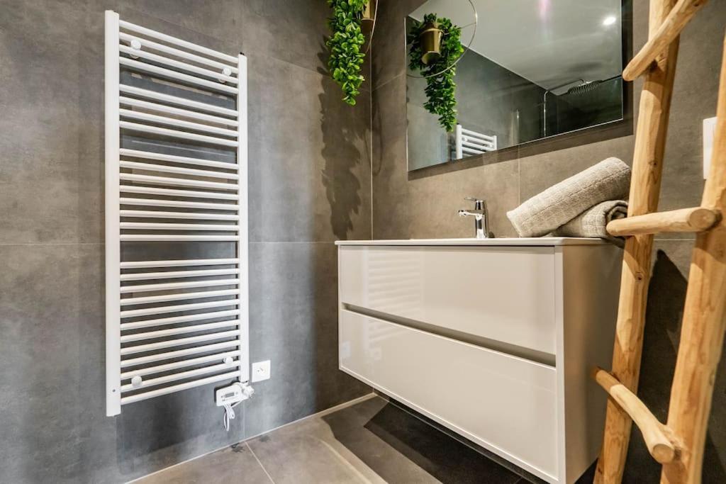 La Suite Ara, Avec Sauna Lüttich Exterior foto